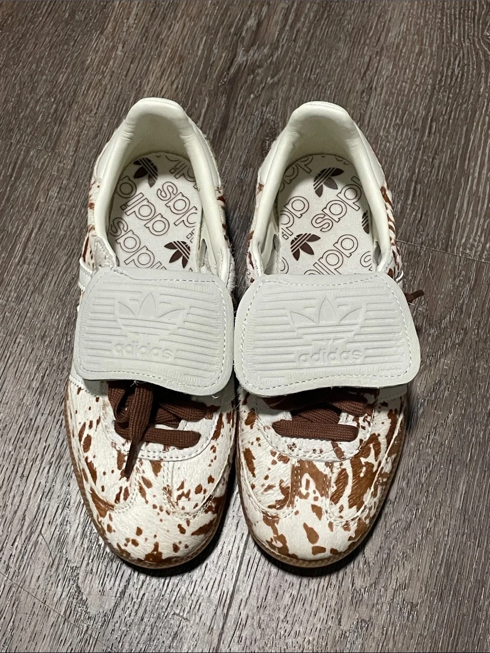 Like New Adidas COW PRINT SAMBA LONG TONGUE SHOES. Size Woman’s US 5
